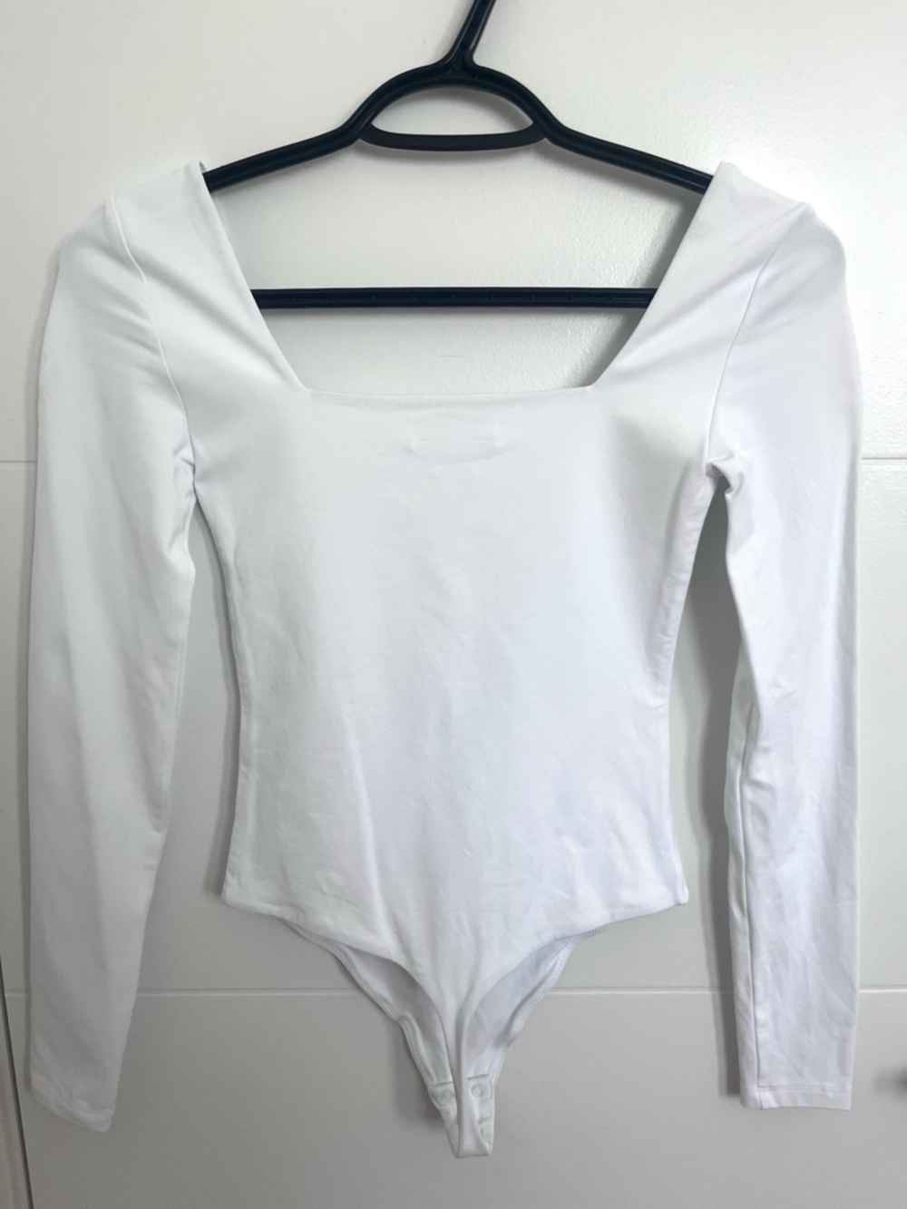 Aritzia White Long-Sleeve Square Neck Bodysuit - Picture 3 of 4